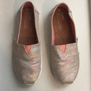 Toms Shoes